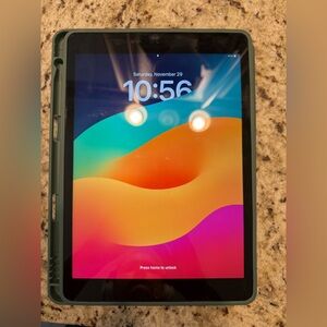 iPad 10.2" Space Gray 9th Generation 256GB Wi-Fi